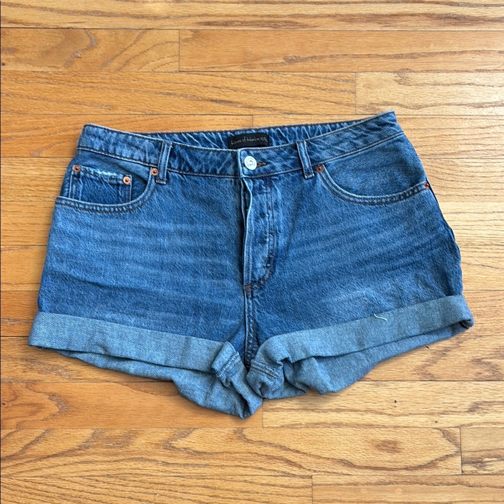House of Harlow Denim Shorts 29